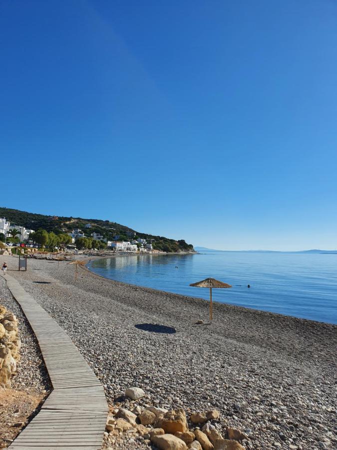 Marine Apartments Venetiko Paralia Agias Foteinis Dış mekan fotoğraf