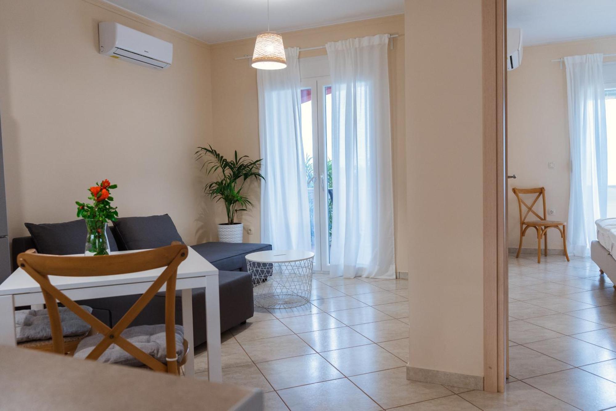 Marine Apartments Venetiko Paralia Agias Foteinis Dış mekan fotoğraf